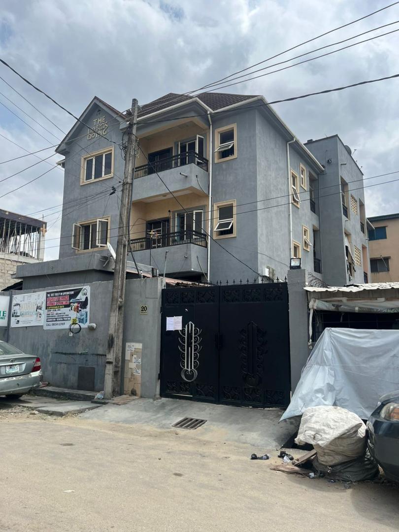 Block of 6 Units of 3 Bedroom Flats with Warehouse – Memudu Aremu Street, Off Masha Road, Surulere