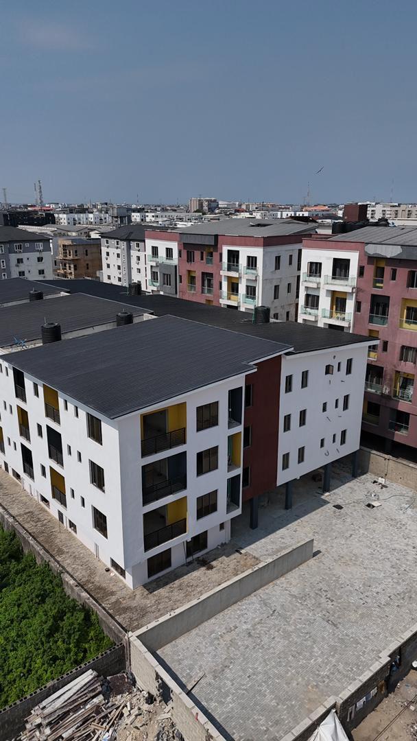 Spacious 2-Bedroom Carcass Apartment (En-Suite) 📍 Location: Lekki Enclave Road, Ikate, Lekki, Lagos