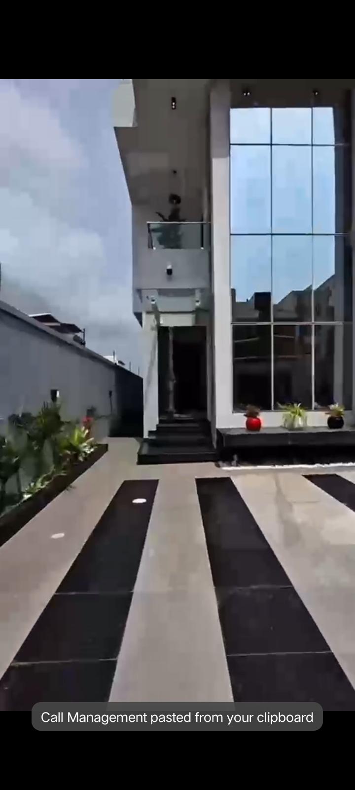 Luxury 5-Bedroom Fully Automated Detached Duplex for Sale – Lekki Phase 1, Lagos