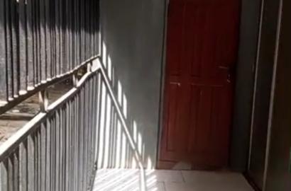 🏡 3-Bedroom Ground Floor Flat 📍 Location: Bayo Oyewale Street, Balogun Bus Stop, Ago, Lagos