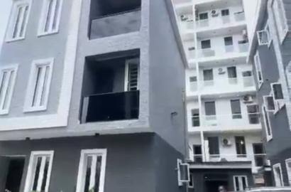 🏡 Brand New Compact 4-Bedroom Detached Duplex with BQ 📍 Location: Lekki Phase 1, Lagos