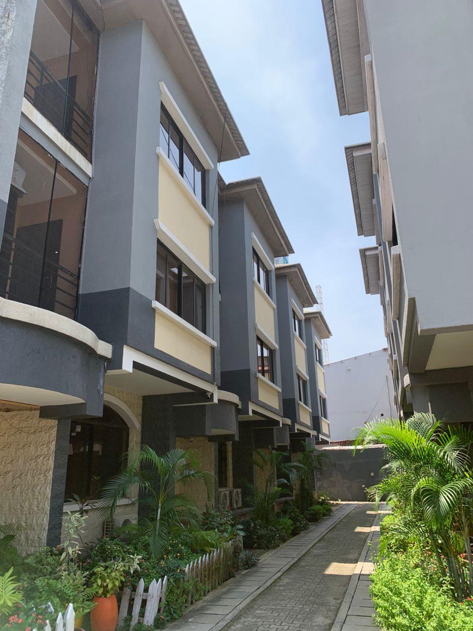 FOR LEASE IN V/ISLAND