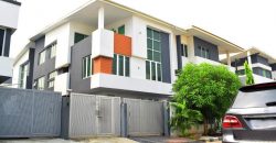 FOR SALE: Beautifully Built 5 Bedroom Semi-Detached Duplex with Staff Quarters in Richmond Gate Estate, Ikate Lagos